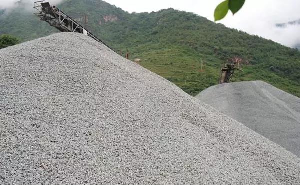 <b>怎樣提升制砂機(jī)的應(yīng)用期限？只要學(xué)好4個(gè)小竅門</b>