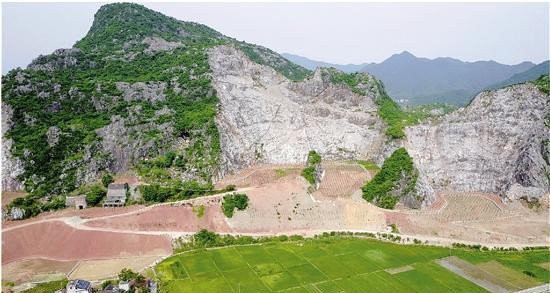 <b>砂石廠的場(chǎng)地要如何挑選？</b>